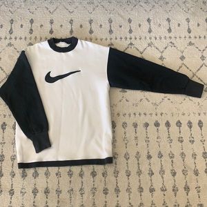 Early 2000s Nike big check sweater